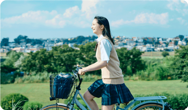 woman_riding_bicycle