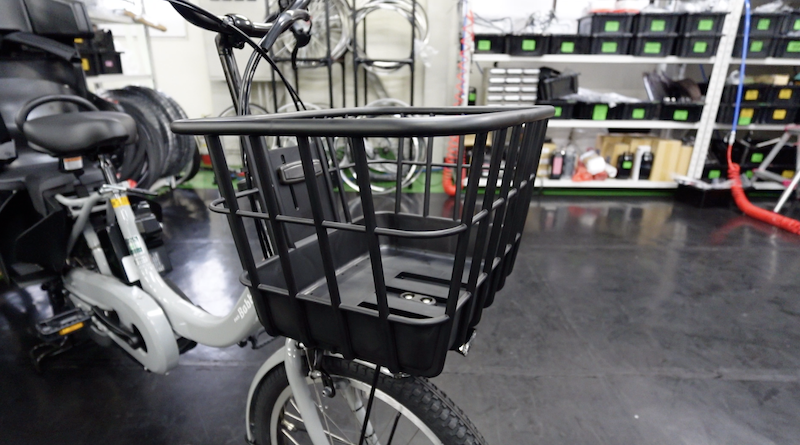 自転車のプロが指南！自転車のカゴ（リアバスケット）の選び方と付け方 